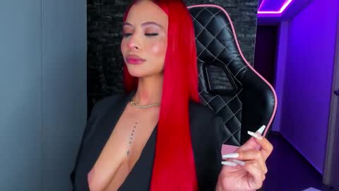 M A R I A N E online show from 21, 9, 2025