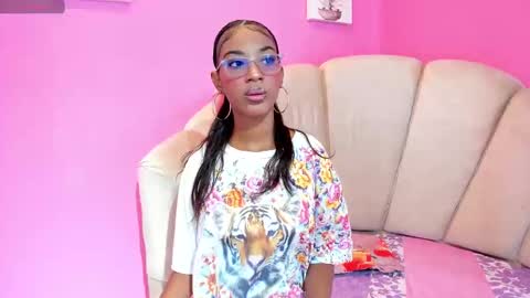 marianrosse online show from 15, 9, 2025