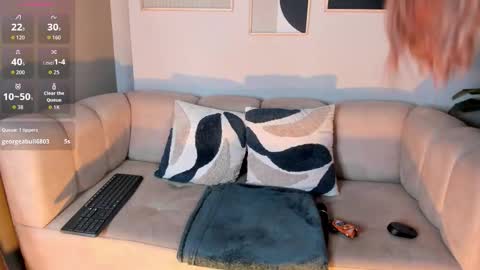 Snapshot of marie_bass chatting on 18, 10, 2025 marie_bass online show from 18, 10, 2025