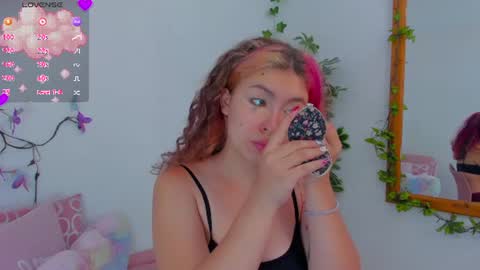 Snapshot of marieetaylor chatting on 14, 7, 2026 Mariee online show from 14, 7, 2026
