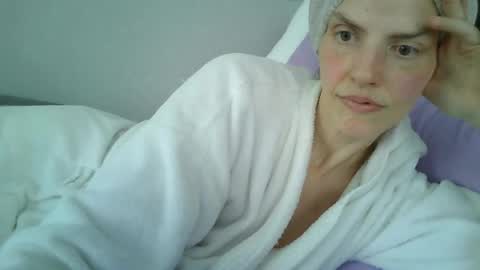 Snapshot of mariejojo chatting on 7, 7, 2026 Mariejojo online show from 7, 7, 2026