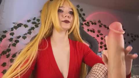 Snapshot of mariel_a_gold chatting on 28, 11, 2025 Mariel Gold online show from 28, 11, 2025