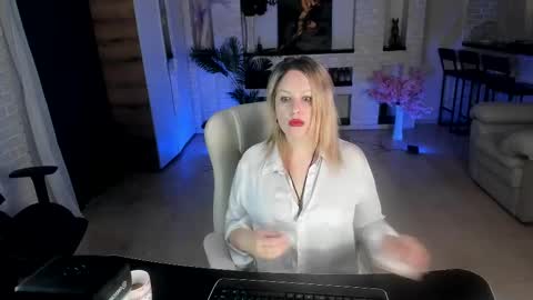 mariemlui online show from 17, 10, 2025