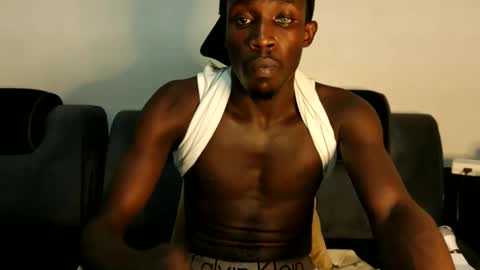 Snapshot of marietabro chatting on 10, 4, 2026 marietabro online show from 10, 4, 2026