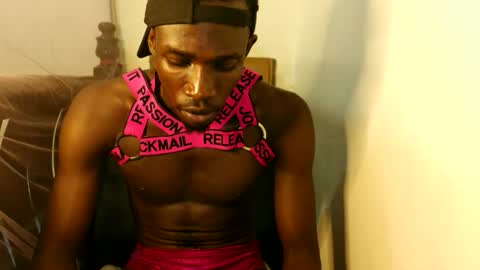 Snapshot of marietabro chatting on 12, 4, 2026 marietabro online show from 12, 4, 2026