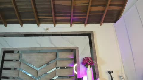 Marihana online show from 15, 4, 2026