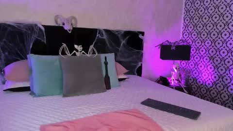 Snapshot of mariianna_lopez_ chatting on 17, 10, 2025 Mariana online show from 17, 10, 2025