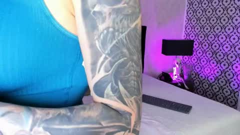 Snapshot of mariianna_lopez_ chatting on 7, 11, 2025 Mariana online show from 7, 11, 2025