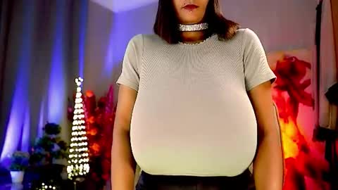 Snapshot of mariicha chatting on 1, 11, 2025 Nikita - Scroll down and read my bio please. New Pictures in Bio online show from 1, 11, 2025