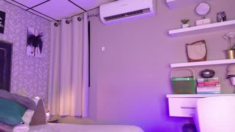 Snapshot of mariieprice chatting on 23, 12, 2024 jana price online show from 23, 12, 2024