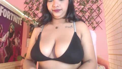 Snapshot of mariilulp303av chatting on 20, 12, 2025 Marilu online show from 20, 12, 2025