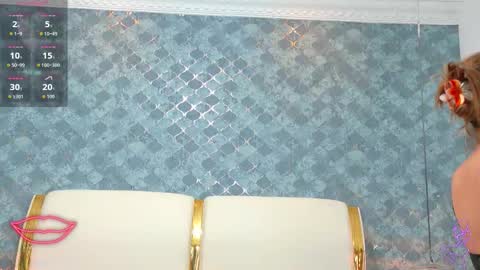 Marilyn Vega online show from 8, 11, 2025