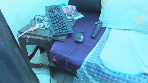 marilynwett online show from 12, 1, 2026