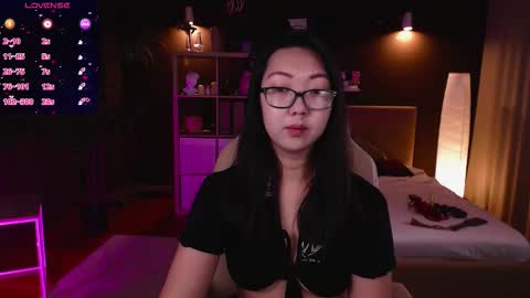 Snapshot of marine_vact chatting on 3, 11, 2025 Marine online show from 3, 11, 2025