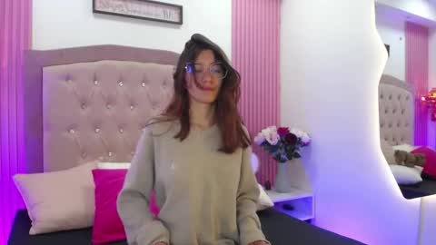 marinette online show from 12, 3, 2026