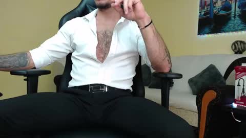 Snapshot of marioslim chatting on 20, 12, 2024 marioslim online show from 20, 12, 2024