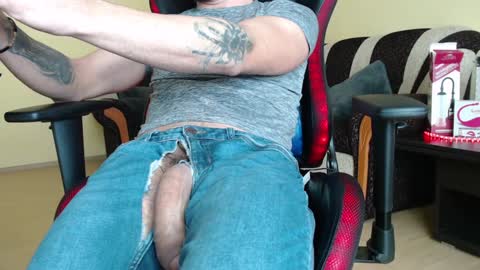 Snapshot of marioslim chatting on 11, 1, 2025 marioslim online show from 11, 1, 2025