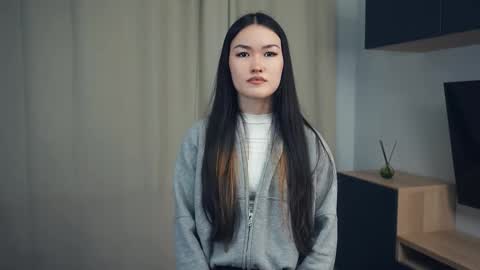 Snapshot of mariselasode chatting on 30, 11, 2025 Akari online show from 30, 11, 2025