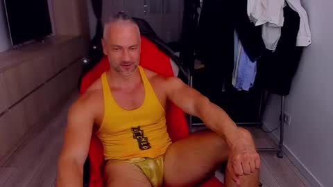 Snapshot of marismuscle chatting on 17, 7, 2026 MarisMuscle online show from 17, 7, 2026