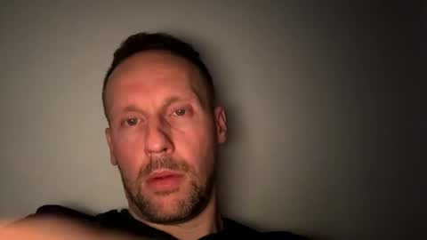 Mark online show from 20, 11, 2025