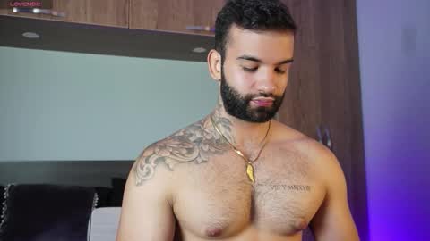 Snapshot of mark_hazze chatting on 10, 10, 2025 Mark online show from 10, 10, 2025