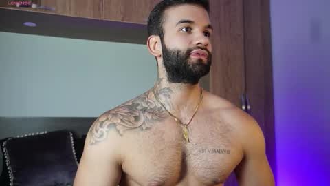 Snapshot of mark_hazze chatting on 13, 10, 2025 Mark online show from 13, 10, 2025