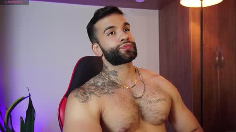 Snapshot of mark_hazze chatting on 15, 11, 2025 Mark online show from 15, 11, 2025