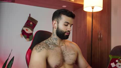 Snapshot of mark_hazze chatting on 5, 12, 2025 Mark online show from 5, 12, 2025