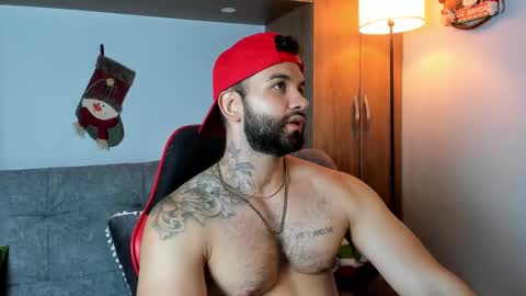 Snapshot of mark_hazze chatting on 15, 12, 2025 Mark online show from 15, 12, 2025