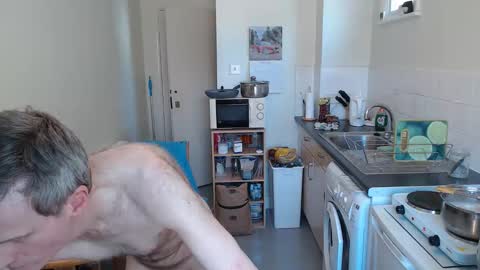 Snapshot of mark_islington chatting on 27, 5, 2026 mark_islington online show from 27, 5, 2026