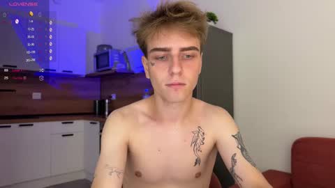 Snapshot of mark_lovrov chatting on 18, 9, 2025 Mark 3 online show from 18, 9, 2025