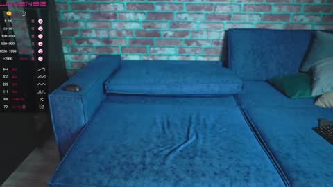 Mark online show from 7, 2, 2025