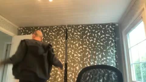 Snapshot of mark_the_mark chatting on 8, 10, 2025 mark_the_mark online show from 8, 10, 2025