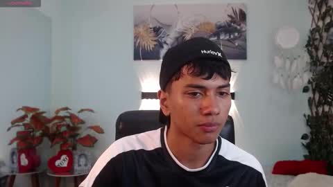 Snapshot of markbowie chatting on 13, 9, 2025 markbowie online show from 13, 9, 2025