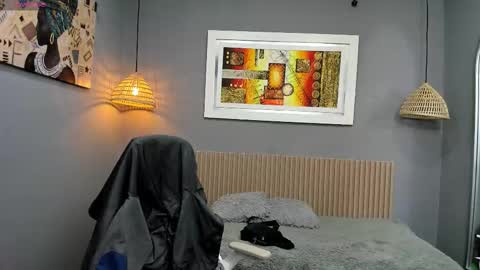 Snapshot of markbowie chatting on 9, 10, 2025 markbowie online show from 9, 10, 2025