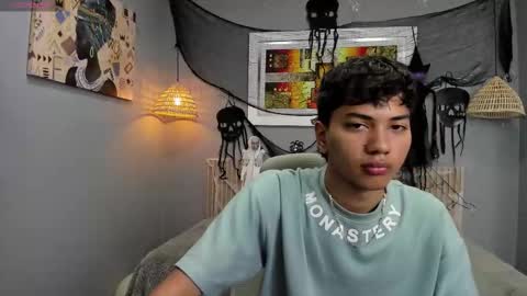 Snapshot of markbowie chatting on 24, 10, 2025 markbowie online show from 24, 10, 2025