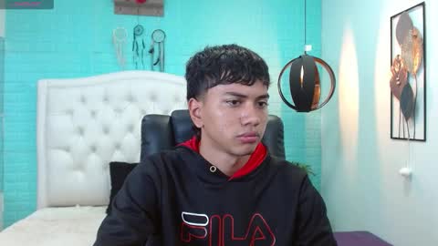 Snapshot of markbowie chatting on 9, 11, 2025 markbowie online show from 9, 11, 2025