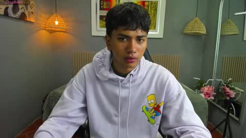 Snapshot of markbowie chatting on 14, 11, 2025 markbowie online show from 14, 11, 2025