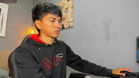 Snapshot of markbowie chatting on 21, 11, 2025 markbowie online show from 21, 11, 2025