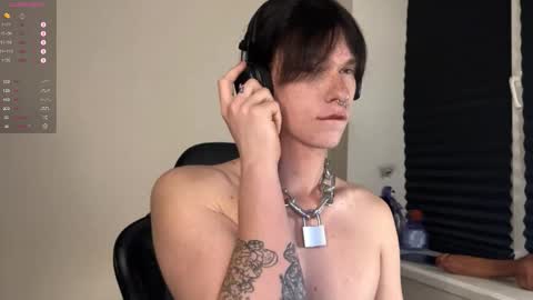 Mark online show from 11, 10, 2025