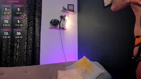 Mark Santos online show from 30, 10, 2025