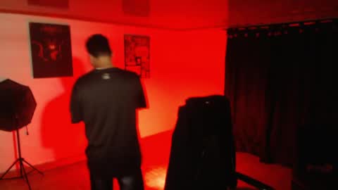 Snapshot of markswitch_ chatting on 6, 4, 2026 Mark Switch online show from 6, 4, 2026