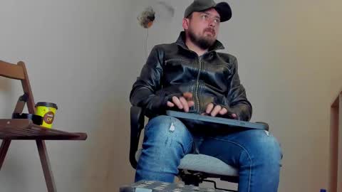 Snapshot of markwaynescr chatting on 19, 11, 2025 MARK online show from 19, 11, 2025