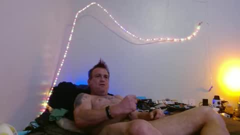 markymark101825061 online show from 8, 2, 2025