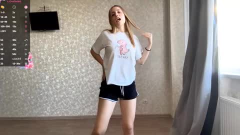 Olivia online show from 7, 10, 2025