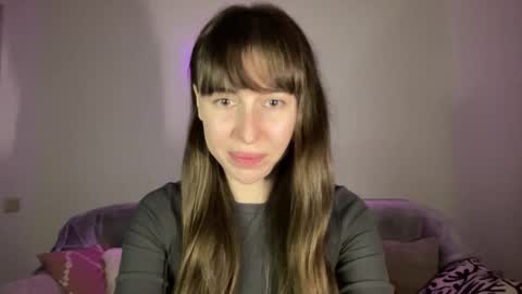 Snapshot of maroonaaa chatting on 6, 10, 2025 Mary online show from 6, 10, 2025