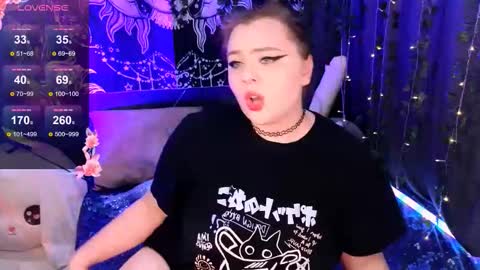 marshmallowbeauty_ online show from 9, 11, 2025