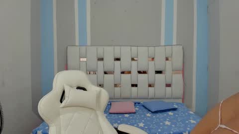 Mar Smith online show from 4, 11, 2025