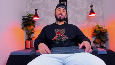 Martin Foster online show from 6, 4, 2026