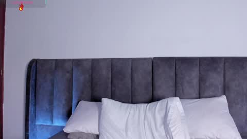 Snapshot of martina_jackson_ chatting on 3, 2, 2025 Laura online show from 3, 2, 2025